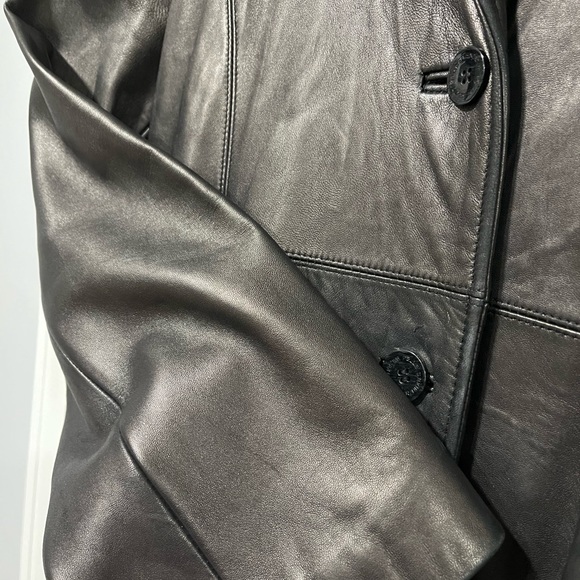 Womens Long Leather Jacket - Picture 5 of 6